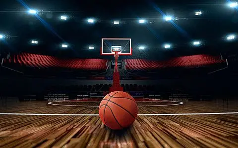 NBA常规赛激战：黄蜂105-107费城76人的惊险对决